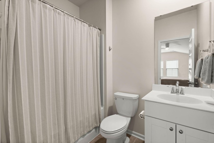 **Sellers offering $5k towards buyers closing costs!!* Why wait - photo 35