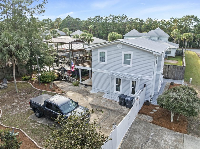 Step into this canal-front property with direct access to Buck - photo 4