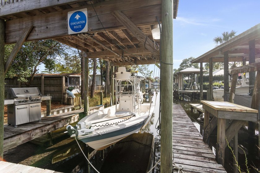Step into this canal-front property with direct access to Buck - photo 7