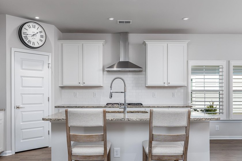 PRICE IMPROVED - SELLER HAS RESPONDED TO MARKET CONDITIONS! - photo 27