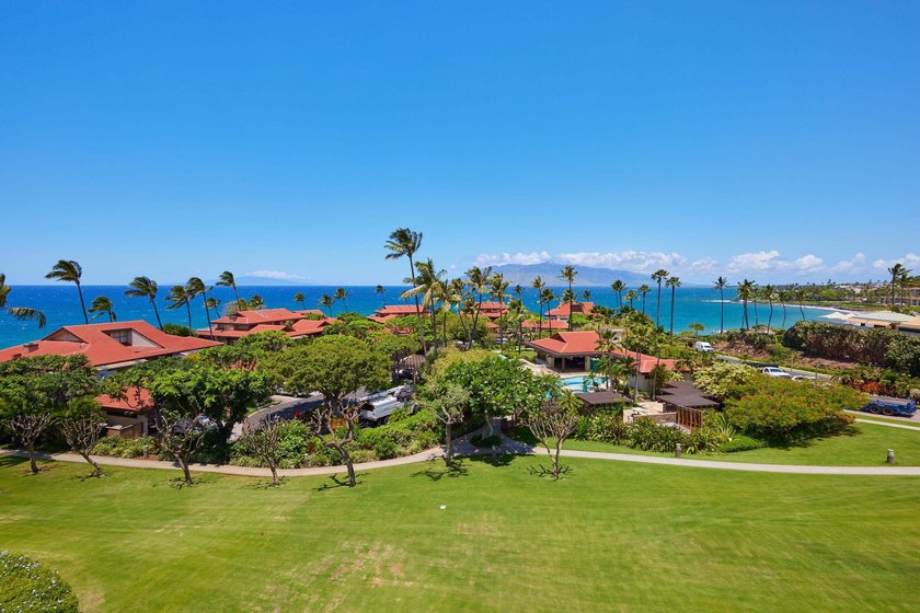 Wailea Point Residence 802 &amp; 804 is an exquisite, rare, double - photo 28
