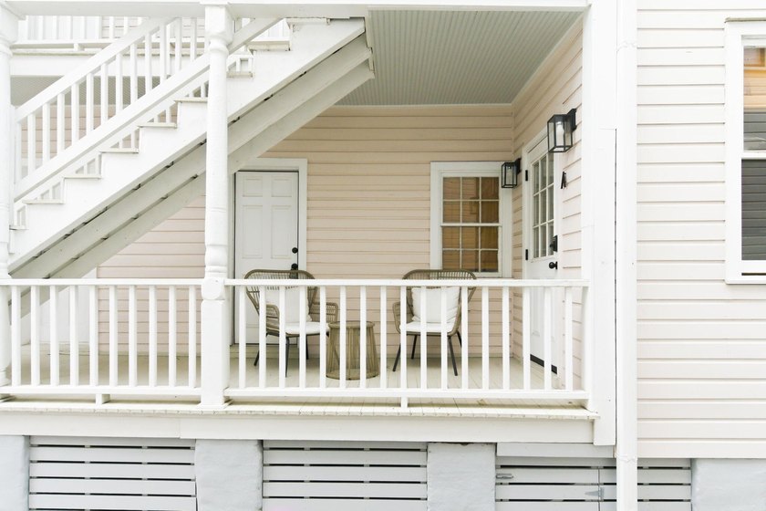 Fantastic luxury house-hack opportunity in the heart of Downtown - photo 29