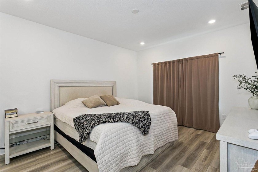 Home is located in the Saddle Ridge community. This cute 3 - photo 10