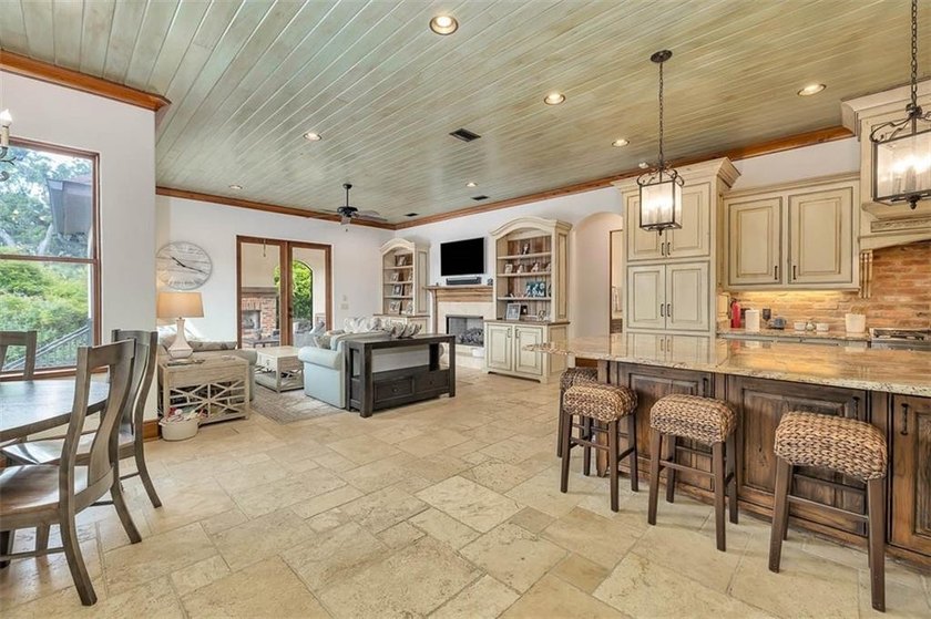 Come see this custom house located in the highly desirable Sea - photo 11