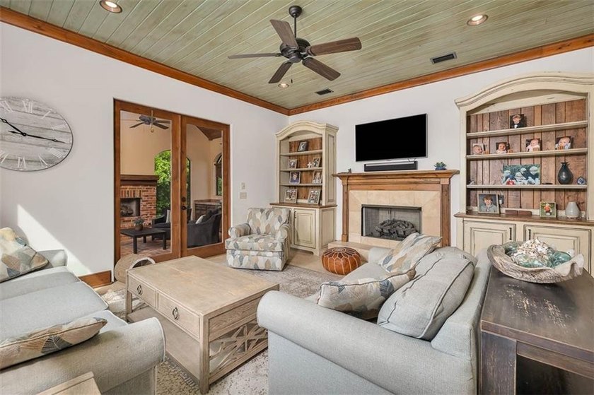 Come see this custom house located in the highly desirable Sea - photo 18