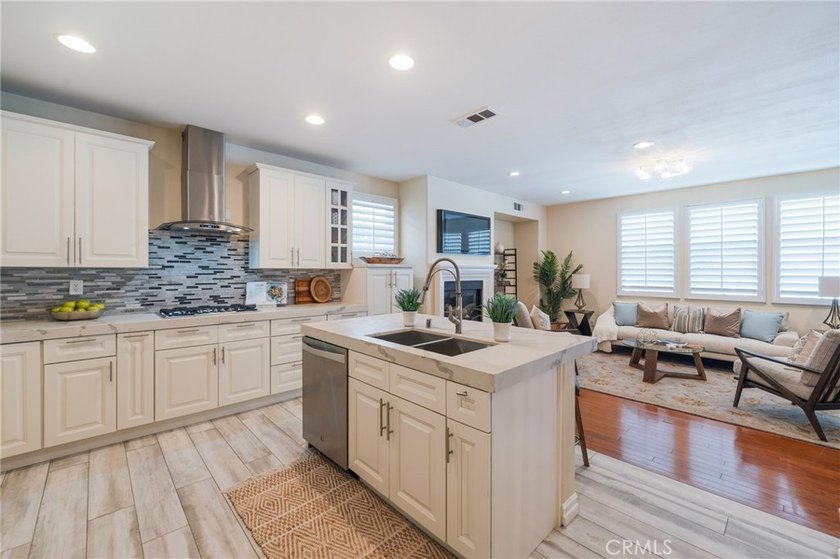 Welcome to Belmar, a desirable gated community in the heart of - photo 15
