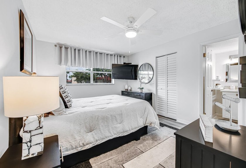 Introducing this beautifully maintained 2-bedroom condo with - photo 15
