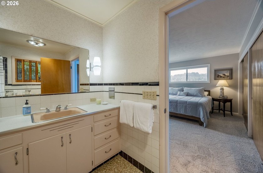 Enjoy this classic lakefront home with stunning views on the - photo 18