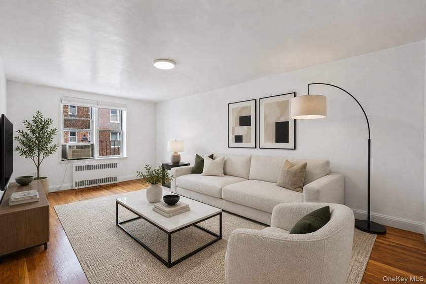 Bright and spacious 2-bedroom co-op at The Indiana in the heart - photo 4