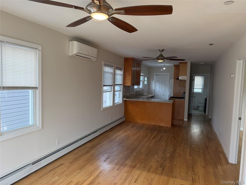 Raised Fema-compliant Home in the Heart of the west end close to - photo 3