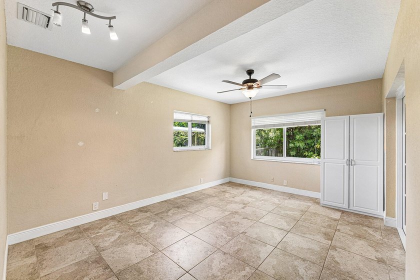 Welcome to this beautifully maintained 2-bedroom, 2-bath home - photo 15