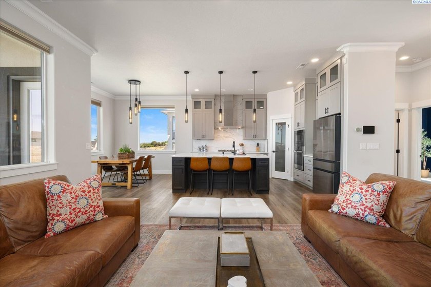 Discover the perfect balance of luxury, comfort, and space in - photo 7