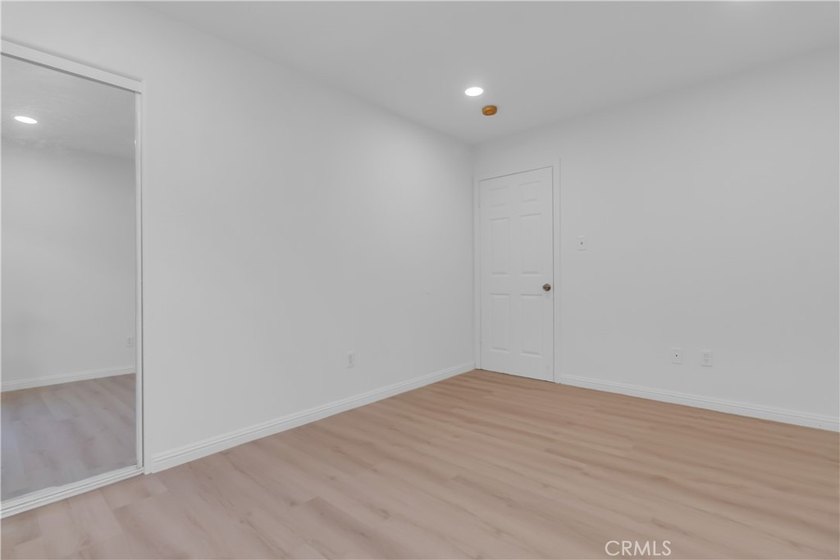 This well-maintained duplex offers two units under one roof - photo 18