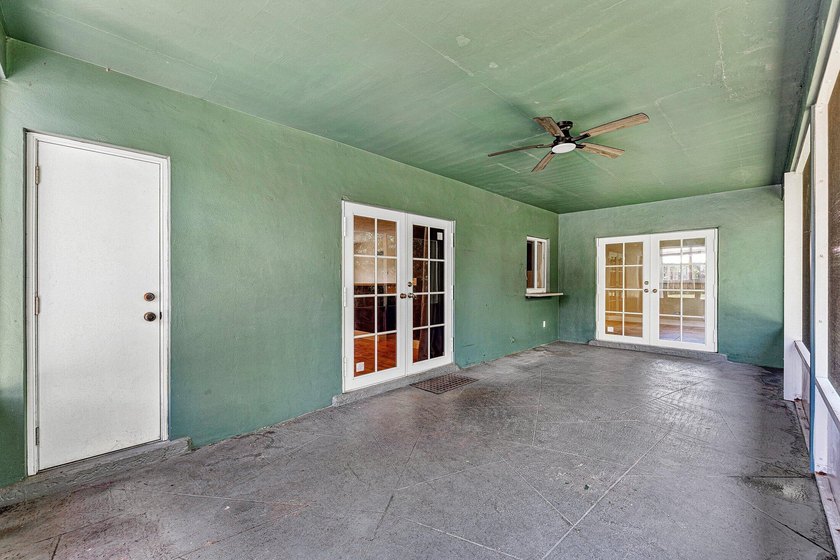 Welcome to this beautifully maintained 2-bedroom, 2-bath home - photo 27