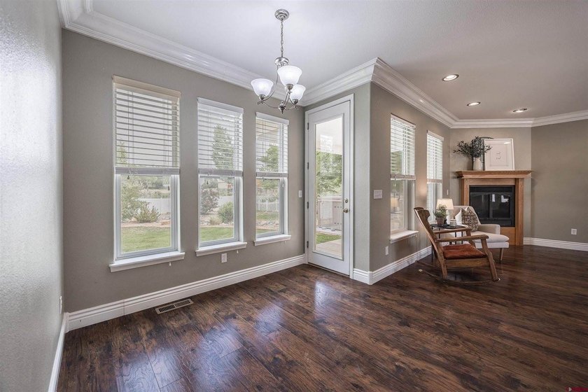 Move-in ready and beautifully maintained, this inviting home is - photo 5