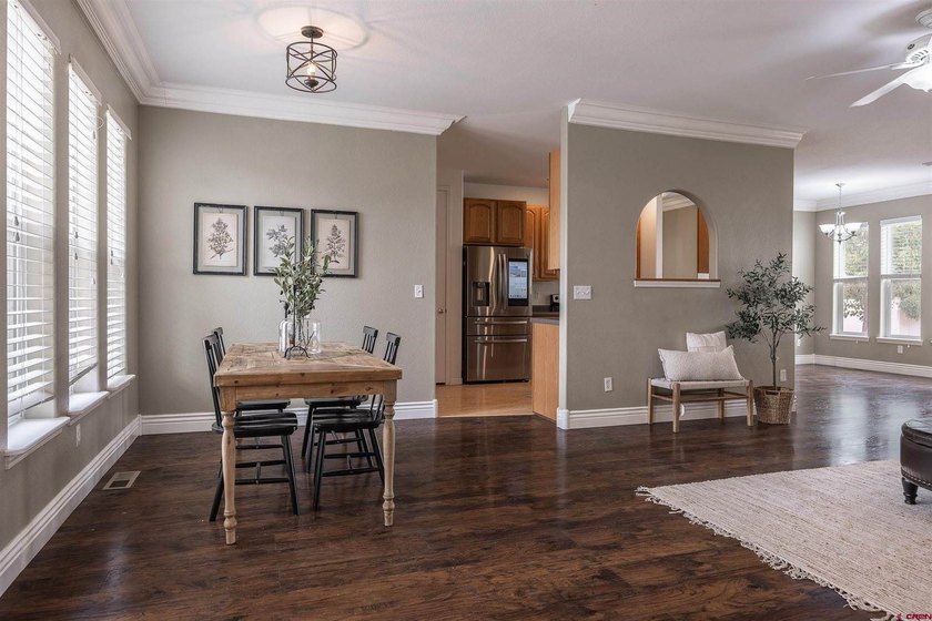 Move-in ready and beautifully maintained, this inviting home is - photo 6