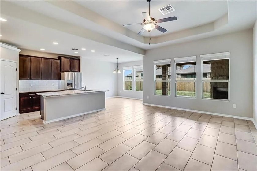 LOCATION! Gorgeous Southside home in Terra Mar by the Oso Bay - photo 30