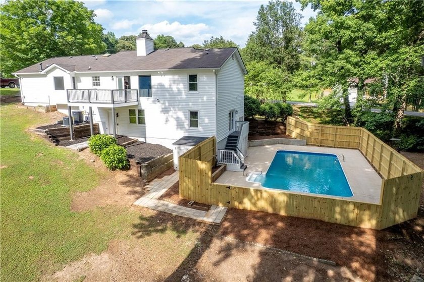 Welcome to 60 Lakeside Dr, Covington, GA 30016 a beautifully - photo 5