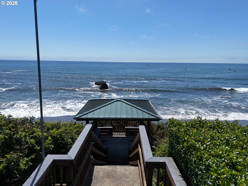 Build your dream home in one of Brookings' premier gated coastal - photo 11