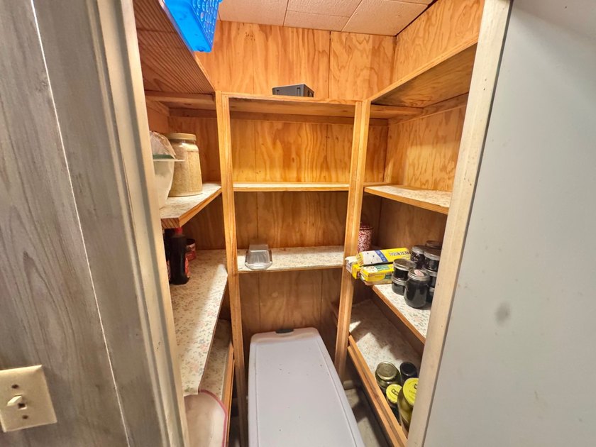 Don't miss this opportunity to own a spacious and partially - photo 14