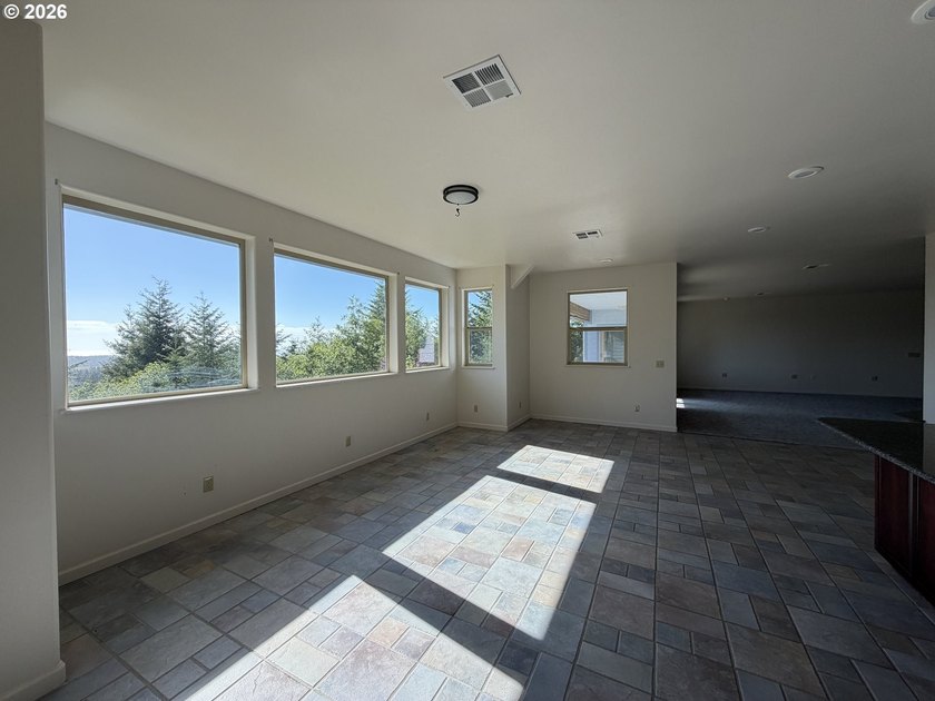 Enjoy peaceful COASTAL LIVING in this custom-built 2006 home - photo 14