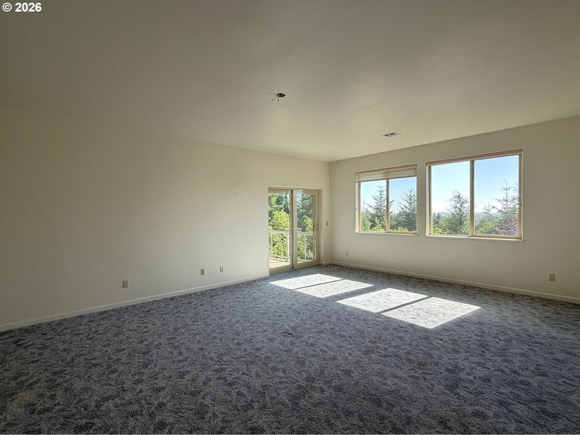 Enjoy peaceful COASTAL LIVING in this custom-built 2006 home - photo 19