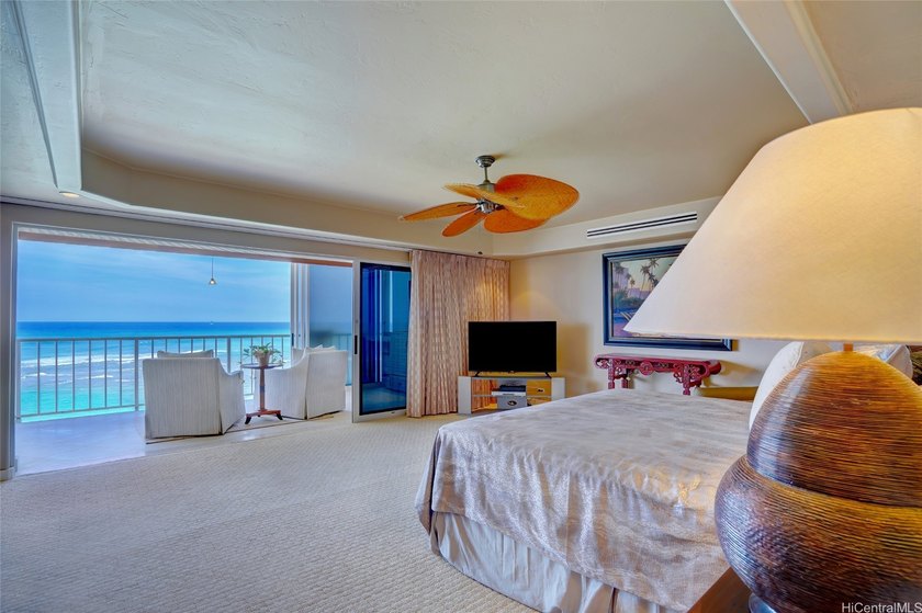 Awesome direct oceanfront double unit (combined 5B &amp; 5C) at - photo 12
