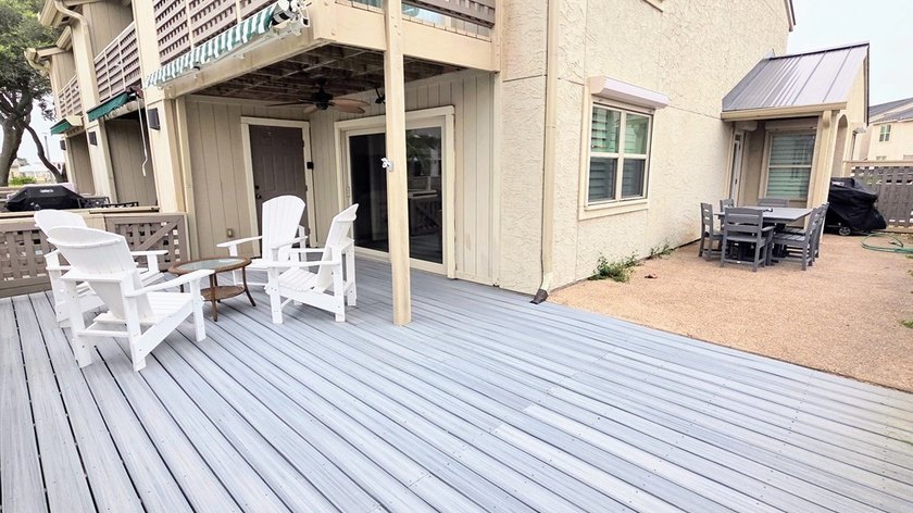 Welcome to coastal living at its finest in this beautifully - photo 13