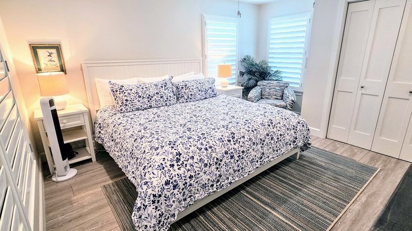 Welcome to coastal living at its finest in this beautifully - photo 14