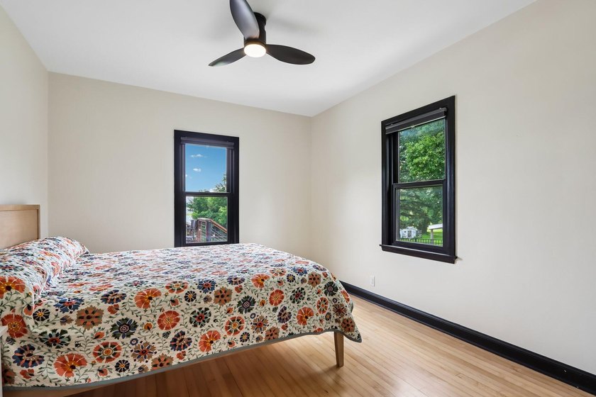 Stunning remodeled Cape Cod on Big Muskego Lake offering a rare - photo 21