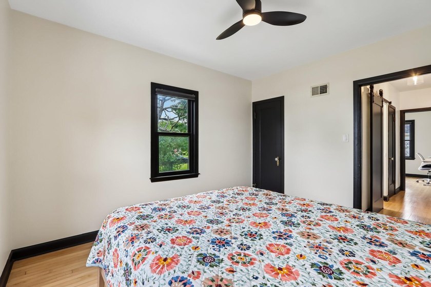 Stunning remodeled Cape Cod on Big Muskego Lake offering a rare - photo 24