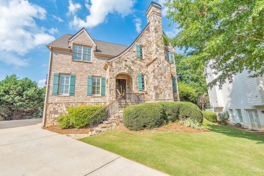 Luxury, convenience, and exceptional design come together in - photo 8