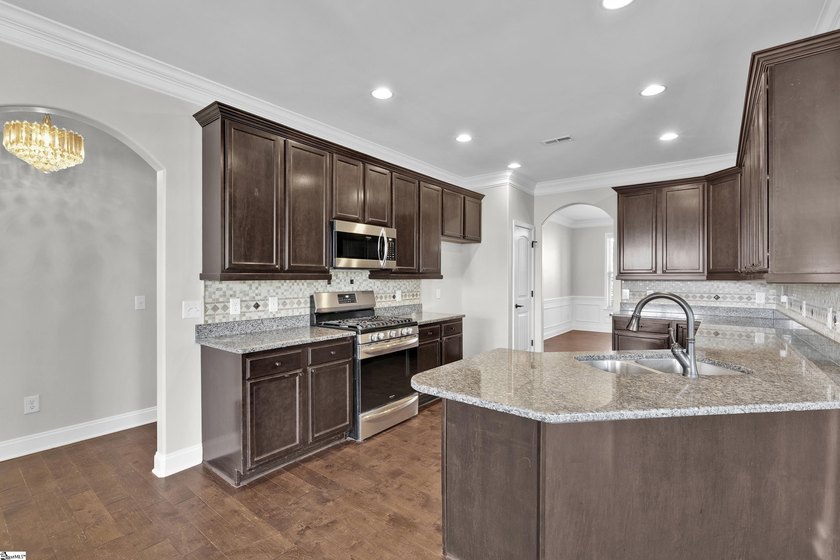 Tucked inside the gated community of Pennington Park on Lake - photo 15