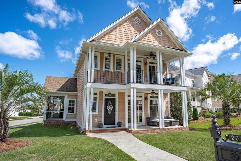 Welcome to your Charleston-style NextHome in the lake community - photo 6