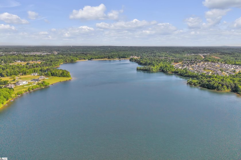 Tucked inside the gated community of Pennington Park on Lake - photo 45