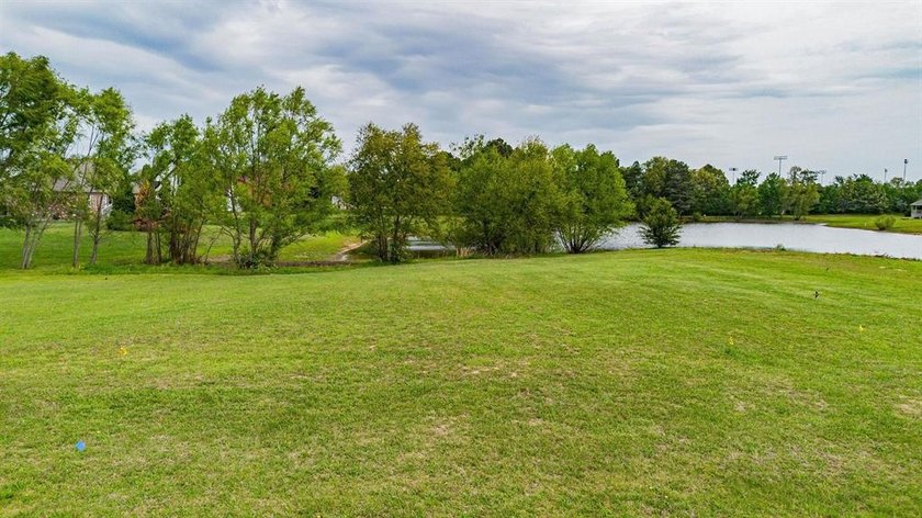 Here's your chance to build your dream home on this 0.55-acre - photo 7