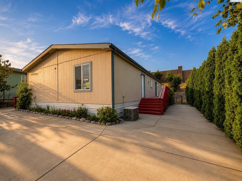 MLS# 294677 A Place That Feels Like Home From the Moment You - photo 5