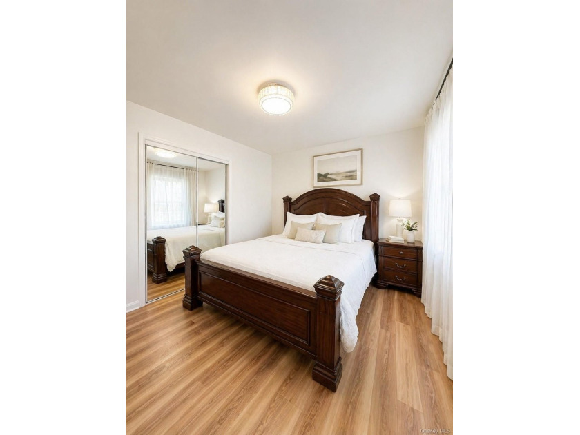 Welcome to this bright and spacious 3-bedroom, 1-bath co-op in - photo 3