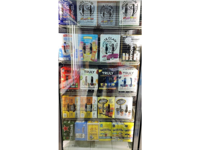 Well-established and profitable convenience store offering a - photo 5