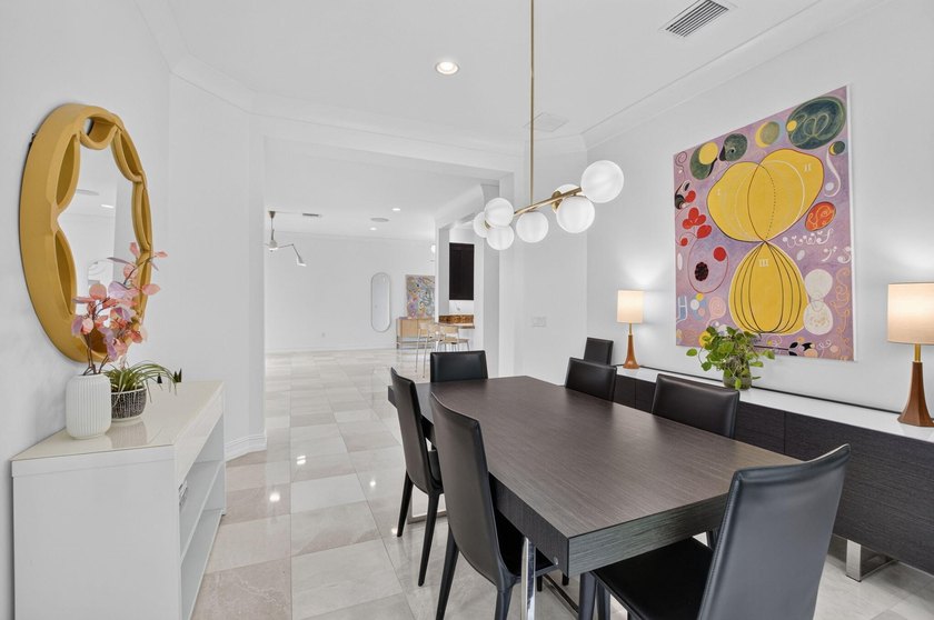 Welcome to this stunning waterfront cul-de-sac single-family - photo 19