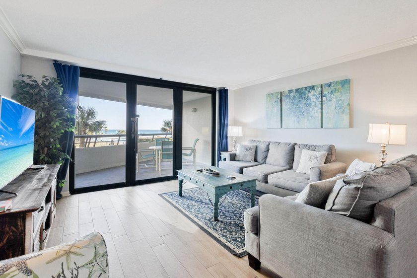 Stunning gulf front condo in Miramar Beach, where luxury meets - photo 7