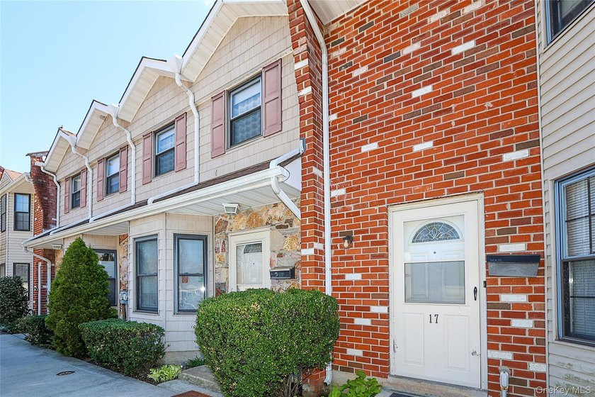 Welcome to this well-located 2-bedroom, 1.5 bath condo offering - photo 2