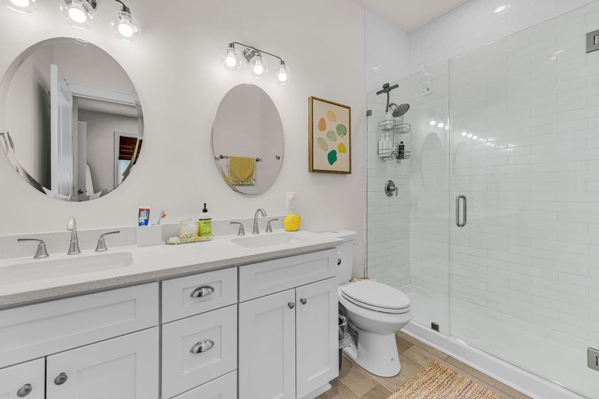 Resale unit. Lightly used as a second home and impeccably - photo 11