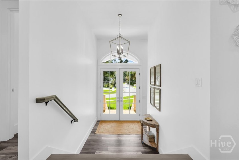 ?Experience a rare opportunity to own an extraordinary - photo 11