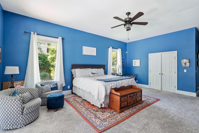 Welcome Home! This beautiful solid brick custom home in - photo 20