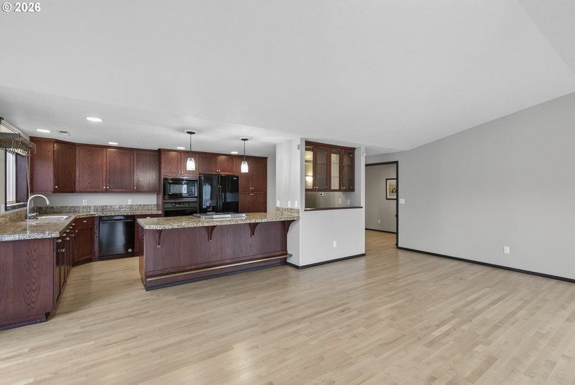 Rare single-level home in Whipple Creek II offering 1,793 sq ft - photo 9