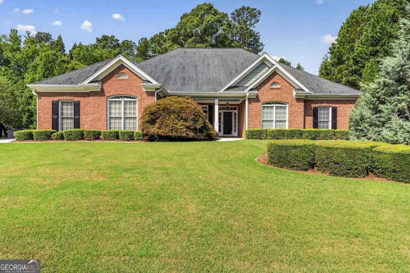 Welcome to 1847 Tribble Crest Dr, a well-maintained brick ranch - photo 7