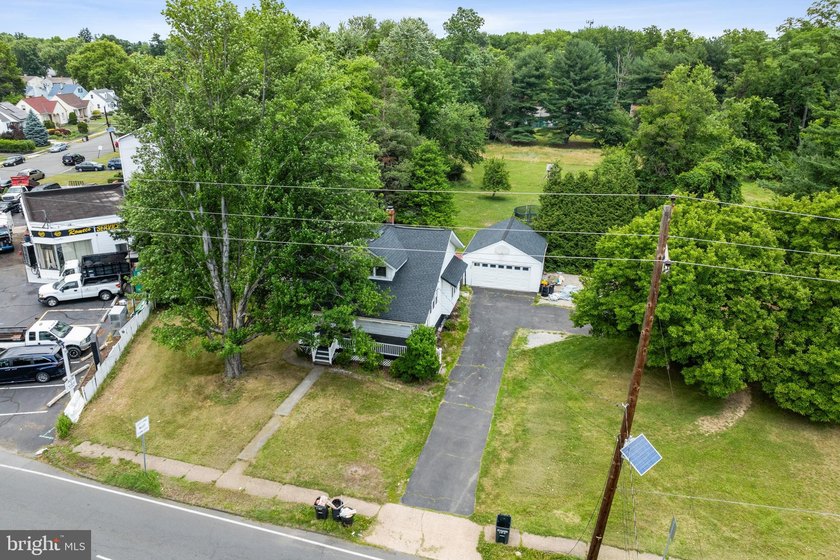 Welcome to 2241 Spruce St, a charming 1925 Craftsman Colonial - photo 35