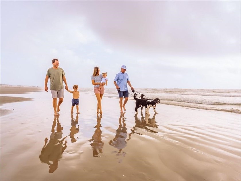 Experience refined coastal living in this beautifully crafted - photo 23