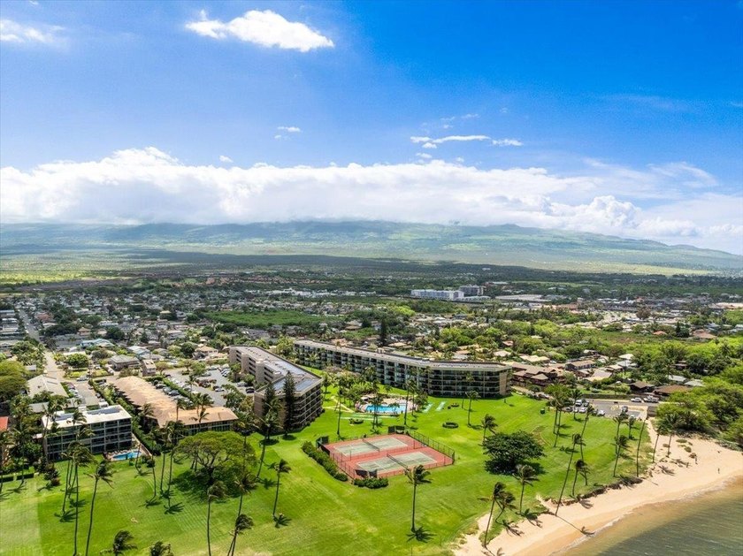 TOP FLOOR OCEANVIEW AT MAUI SUNSET Maui Sunset A513 is a - photo 29